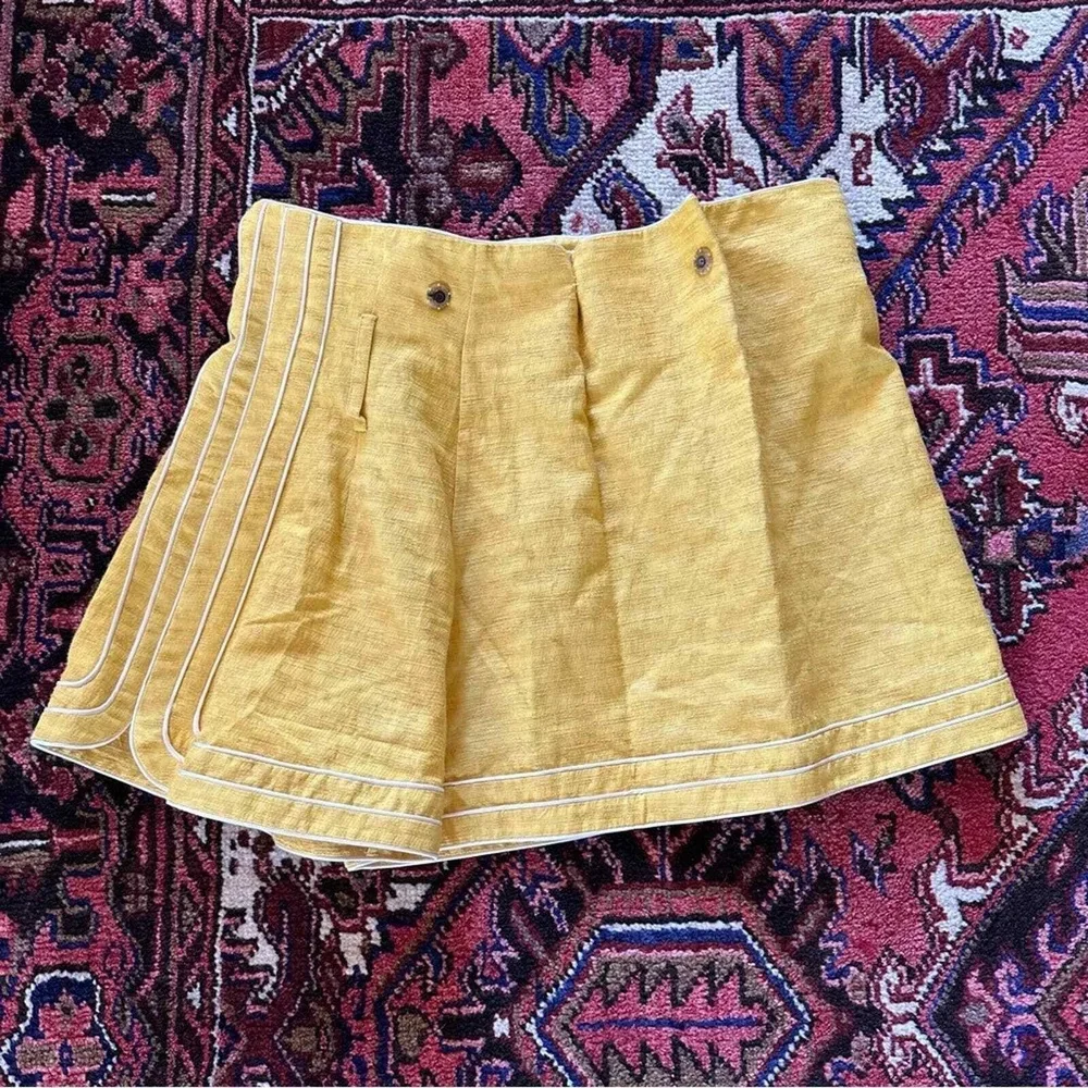 Juan Hernandez Daels Linen Asymmetrical Shorts